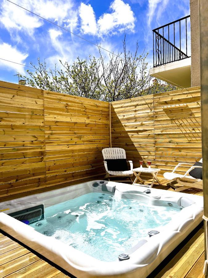 Villa Mars Yourhosthelper Нарбон Екстериор снимка